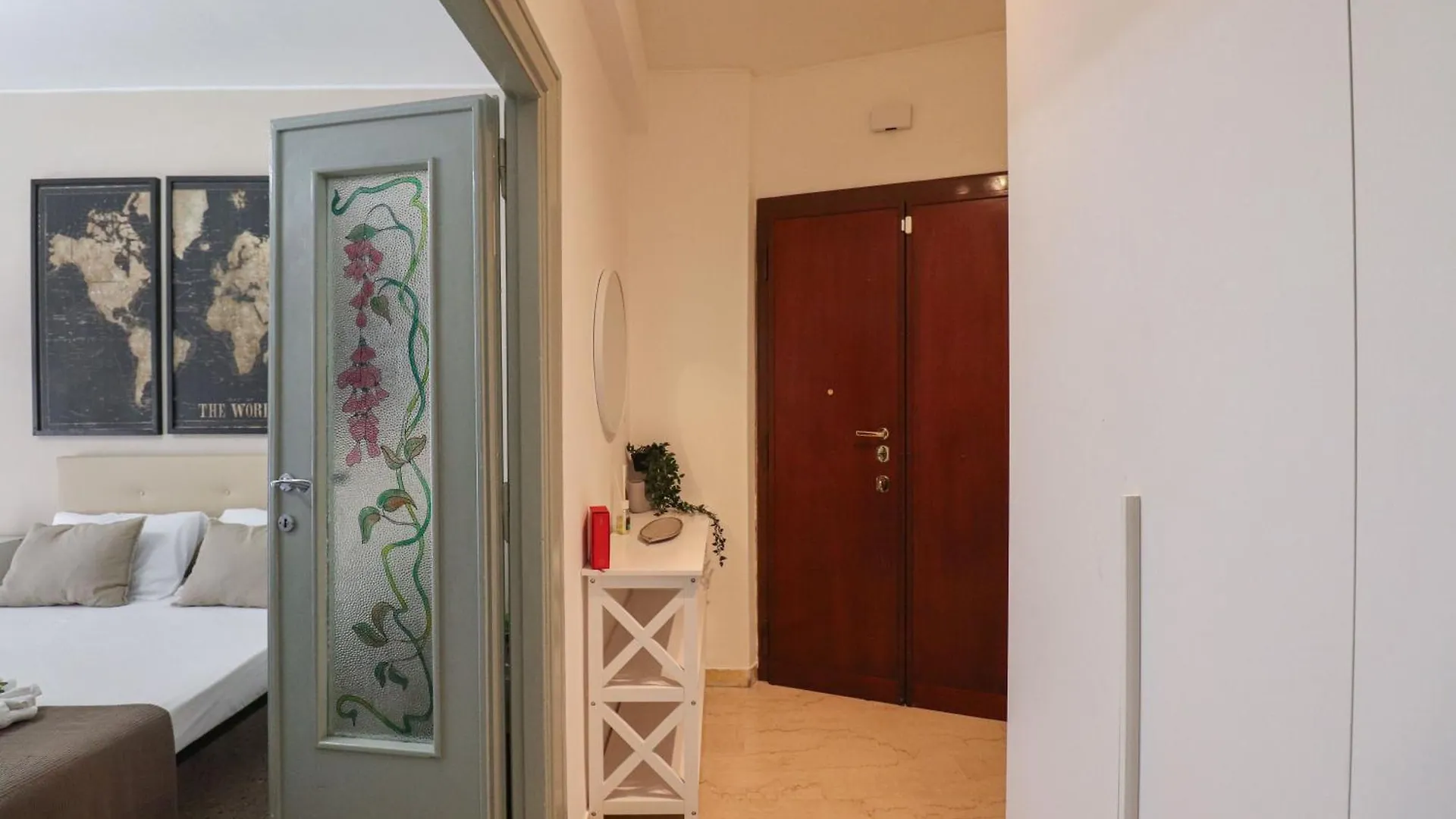 아파트 Roma Trastevere - La Maison Du Monde